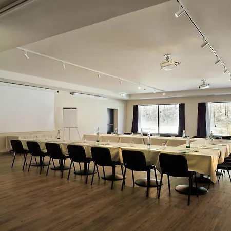 Szálloda Cervino - Vretreats, An Slh